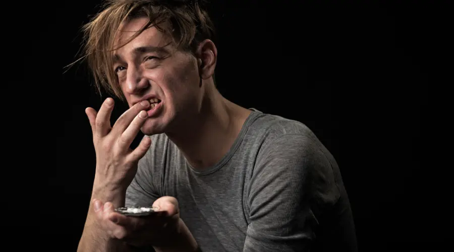 Rub Cocaine on Gums