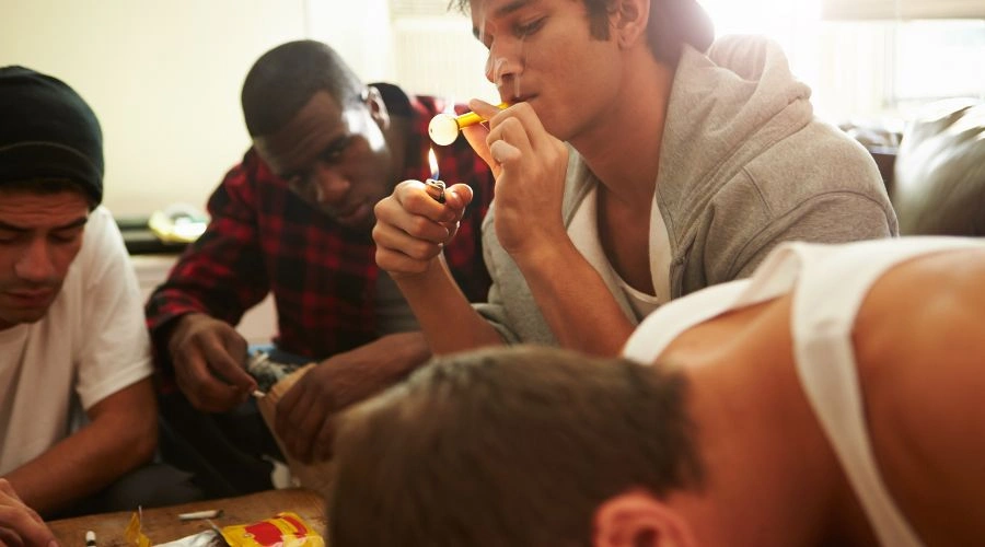 The Smell of Ammonia When Smoking Meth