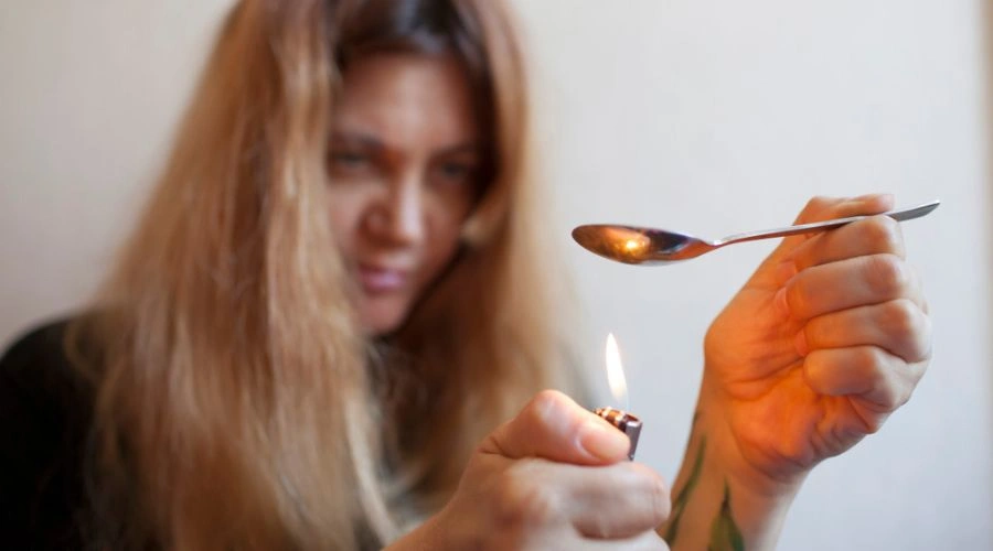 The Relationship Between Meth Addiction and Bipolar Disorder